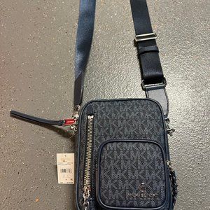 Michael Kors Elliot Signature Logo Small Utility Camera Crossbody Bag